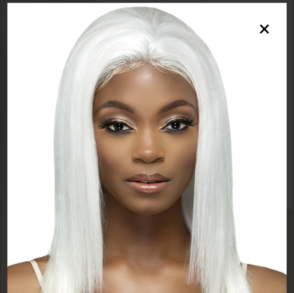Vivica Fox Lace layered wig front